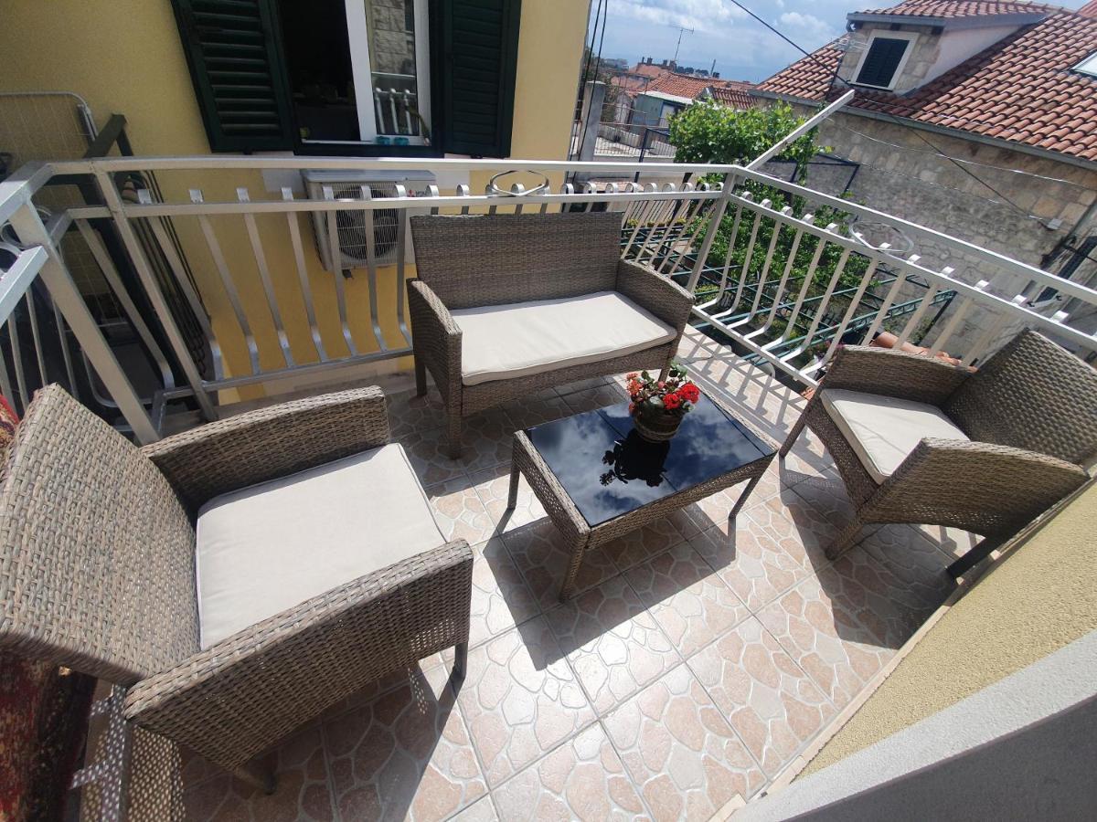 Apartments Duje Сплит Экстерьер фото