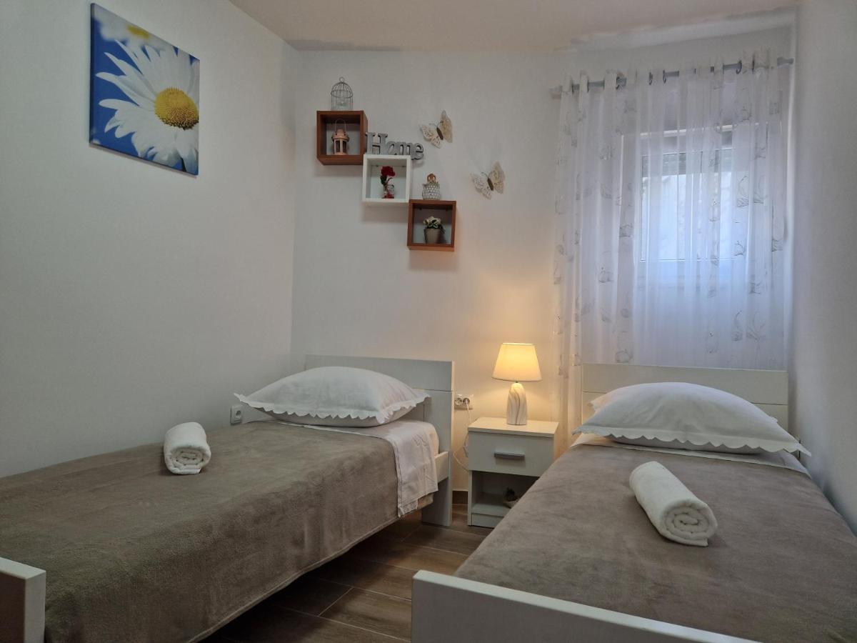 Apartments Duje Сплит Экстерьер фото