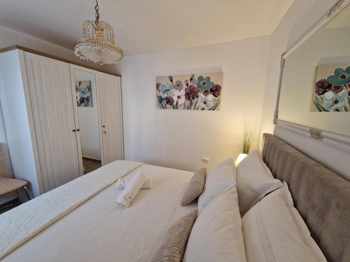 Apartments Duje Сплит Экстерьер фото